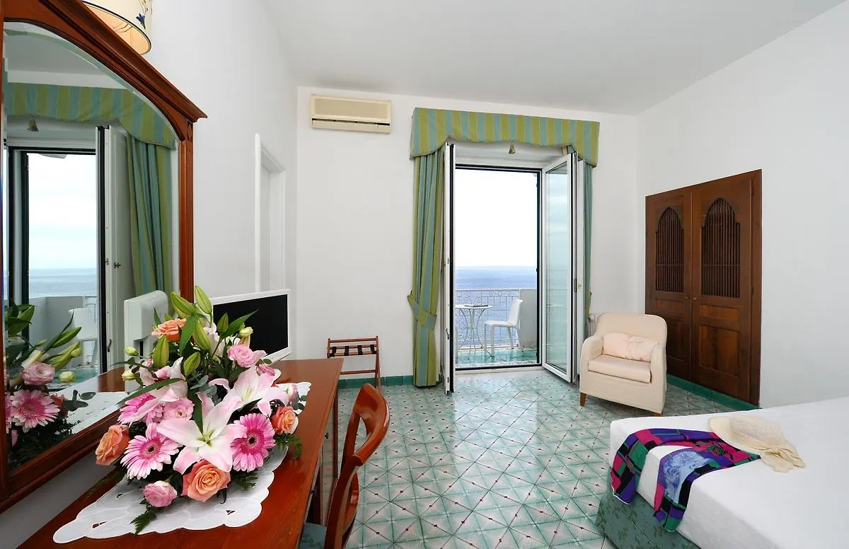 Hotel Luna Convento Amalfi 4*,