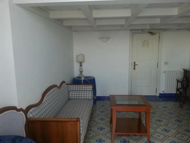 Hotel Luna Convento Amalfi 4*,